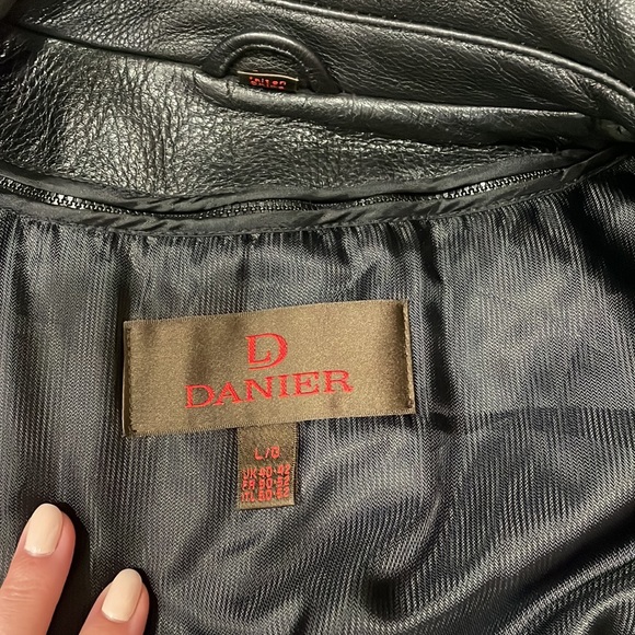 Mens Leather jacket - Picture 2 of 10